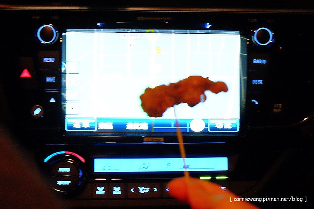 胖師父鹽酥雞:使用獨家醬料香脆好吃,一包鹽酥雞配一罐啤酒就是療癒 @飛天璇的口袋