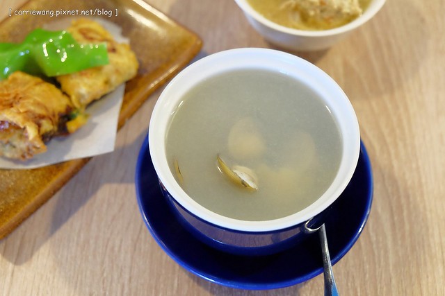 高品之屋日本料理|日本媽媽的愛心便當,平價超值的個人套餐,超卡哇伊的造型壽司,鄰近北屯大坑商圈,食尚玩家有來採訪 @飛天璇的口袋