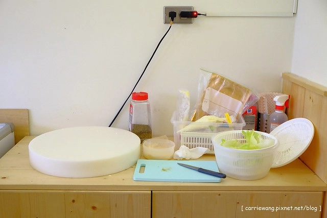 【台中甜點推薦】Crêpe cocoya日式可麗餅專賣店。草悟道散步美食,少女風的日式可麗餅,有多種口味可以選擇 @飛天璇的口袋