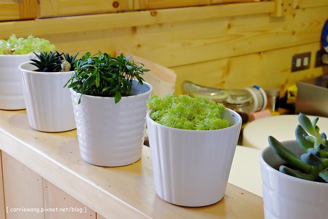 【台中甜點推薦】Crêpe cocoya日式可麗餅專賣店。草悟道散步美食,少女風的日式可麗餅,有多種口味可以選擇 @飛天璇的口袋