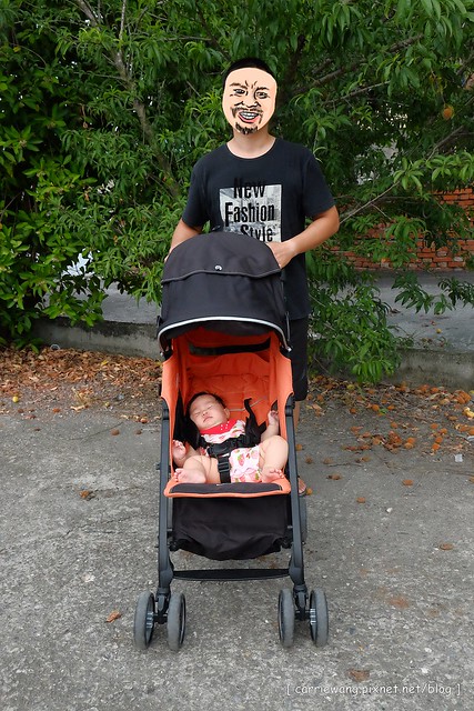 【育兒日記分享】奇帝汽座推車.Kiddy City n’ Move 輕風行推車。歐洲進口兒童推車品牌,時尚輕巧收放容易,可以當推車也可以當汽座,一車兩用非常方便 @飛天璇的口袋