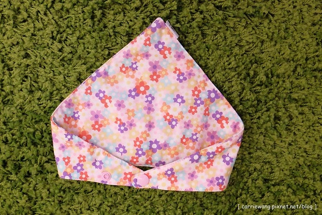 【育兒日記分享】媽咪敗家:寶寶平安符袋.存摺套.寶寶手冊保護套.奶嘴鏈.三角巾(口水巾).背袋口水巾…新生兒彌月禮推薦 @飛天璇的口袋