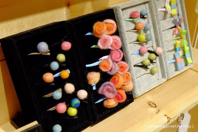 【台中親子餐廳】叉子.ㄨ子輕食館。台中目前最夯最難訂的親子餐廳,環境寬敞大器,外面有一個小沙坑,二樓有文創商品,用餐時段很難訂位 @飛天璇的口袋