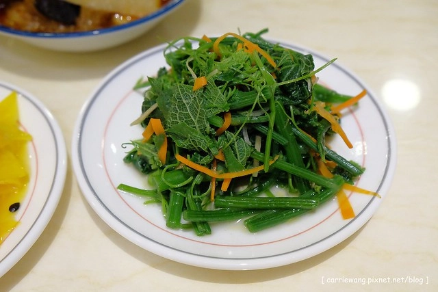 【台中麵食餐廳】正筠小籠湯包。南正筠、北泰豐,傳說中媲美鼎泰豐的小籠包,小菜表現還不錯 @飛天璇的口袋