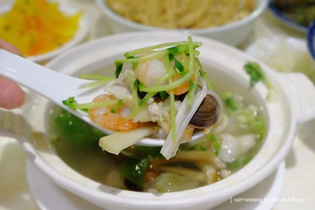 【台中麵食餐廳】正筠小籠湯包。南正筠、北泰豐,傳說中媲美鼎泰豐的小籠包,小菜表現還不錯 @飛天璇的口袋