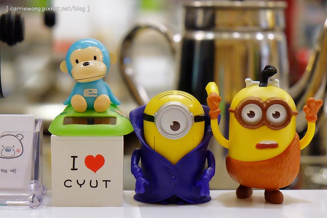 【台中下午茶】小幸福咖啡。位於豐原田野間的小巧咖啡館,裡面有很多可愛的玩偶,生乳酪檸檬起司蛋糕酸V好吃 @飛天璇的口袋