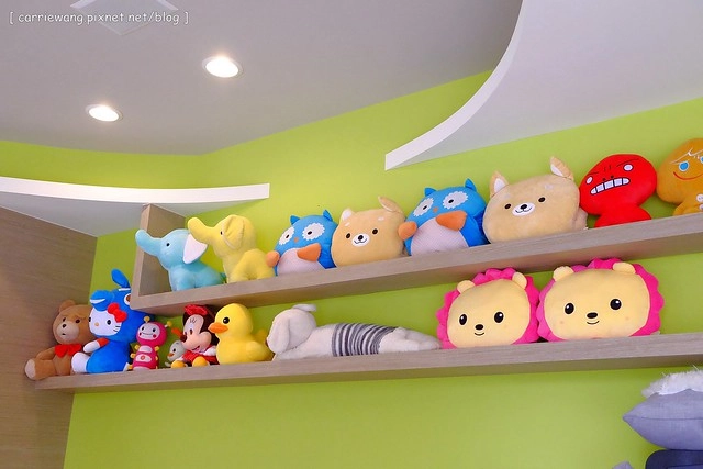 【台中親子餐廳】小布萊恩親子樂園餐廳.Little Brian。有遊戲區、兒童餐、尿布檯、哺乳室…適合0~4歲的小小孩,還會不定期舉辦寶寶爬行比賽和抓周活動 @飛天璇的口袋
