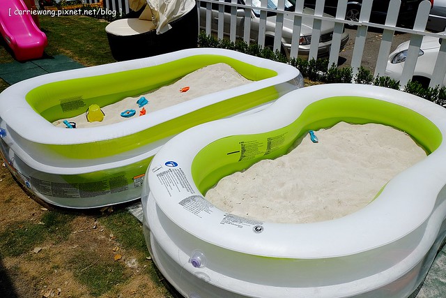 【台中親子餐廳】抱抱廚房。有室內室外兒童遊戲區、沙坑,哺乳室、尿布室,環境很可愛明亮,餐點很天然健康,還有提供寶寶的副食品 @飛天璇的口袋