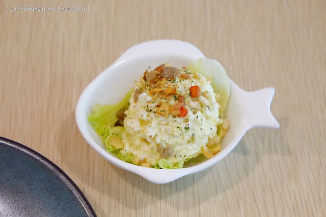 【台中下午茶】小幸福咖啡。位於豐原田野間的小巧咖啡館,裡面有很多可愛的玩偶,生乳酪檸檬起司蛋糕酸V好吃 @飛天璇的口袋