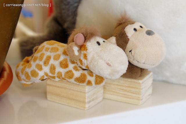 【台中下午茶】小幸福咖啡。位於豐原田野間的小巧咖啡館,裡面有很多可愛的玩偶,生乳酪檸檬起司蛋糕酸V好吃 @飛天璇的口袋