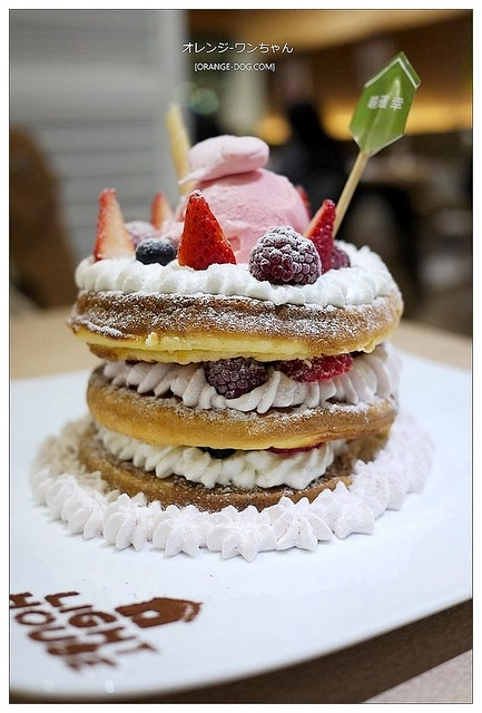 台中美食餐廳推薦。台中百貨公司、商場美食餐廳懶人包:中友百貨、新時代購物中心、廣三SOGO百貨、勤美誠品綠園道、金典綠園道、台中大遠百、新光三越百貨、Tiger City老虎城、LEECO禮客食尚館、豐原太平洋SOGO百貨…各樓餐廳美食資訊 @飛天璇的口袋