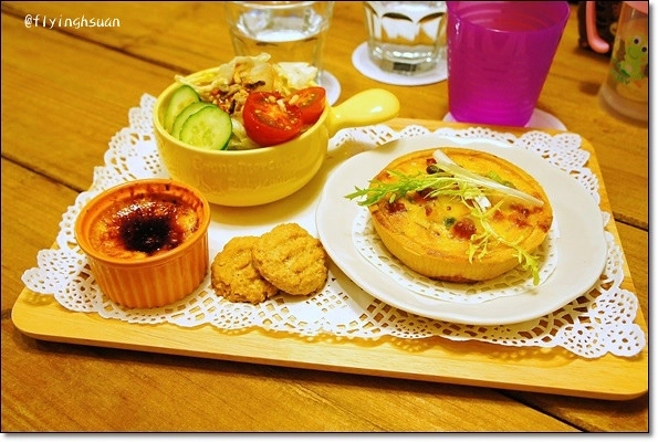 台中美食餐廳推薦。台中百貨公司、商場美食餐廳懶人包:中友百貨、新時代購物中心、廣三SOGO百貨、勤美誠品綠園道、金典綠園道、台中大遠百、新光三越百貨、Tiger City老虎城、LEECO禮客食尚館、豐原太平洋SOGO百貨…各樓餐廳美食資訊 @飛天璇的口袋