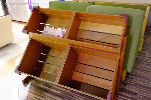 【台中親子餐廳】偶來路Ollu|親子餐廳.兒童攝影。兒童遊樂設施、兒童繪本圖書、專業3D攝影棚、積木區和球池區、還可以包場辦party @飛天璇的口袋