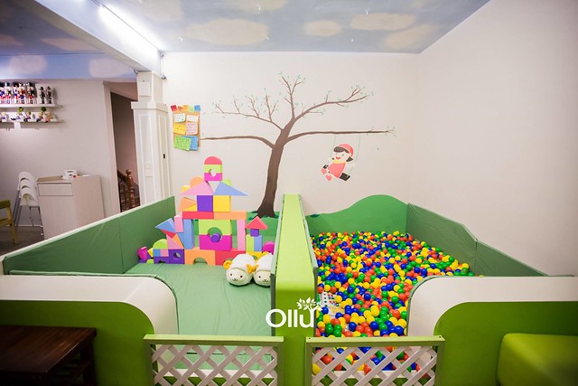 【台中親子餐廳】偶來路Ollu|親子餐廳.兒童攝影。兒童遊樂設施、兒童繪本圖書、專業3D攝影棚、積木區和球池區、還可以包場辦party @飛天璇的口袋