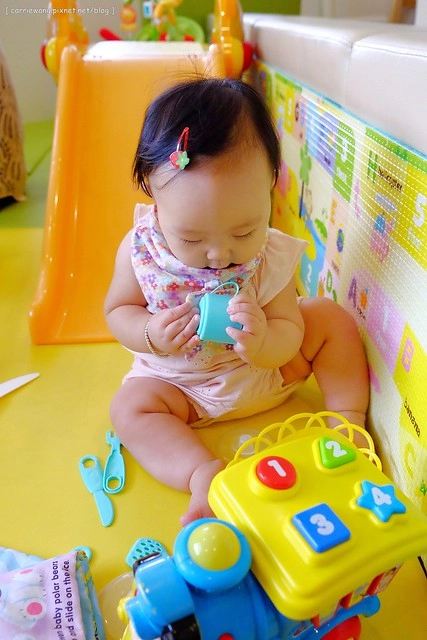 【台中親子餐廳】小布萊恩親子樂園餐廳.Little Brian。有遊戲區、兒童餐、尿布檯、哺乳室…適合0~4歲的小小孩,還會不定期舉辦寶寶爬行比賽和抓周活動 @飛天璇的口袋