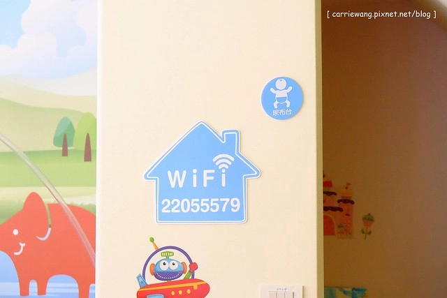 【台中親子餐廳】小布萊恩親子樂園餐廳.Little Brian。有遊戲區、兒童餐、尿布檯、哺乳室…適合0~4歲的小小孩,還會不定期舉辦寶寶爬行比賽和抓周活動 @飛天璇的口袋