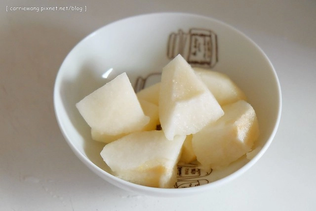 【育兒日記分享】寶寶的副食品+Cusinart77副食品攪拌器使用心得分享。寶寶幾個月開始吃副食品?外出旅遊時副食品怎麼辦?寶寶吃副食品的工具推薦 @飛天璇的口袋