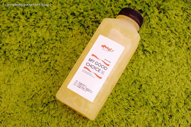 【台中果汁飲料推薦】麻古茶坊。高雄人氣飲料連鎖店進駐台中,新鮮現榨的果汁還看的到果粒,手搖飲料也可以清爽無負擔 @飛天璇的口袋