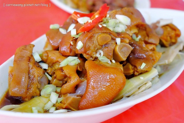 南投竹山|紫南宮陳記甕缸雞.紫南宮附近的推薦美食,甕缸雞皮薄酥脆肉多汁 @飛天璇的口袋