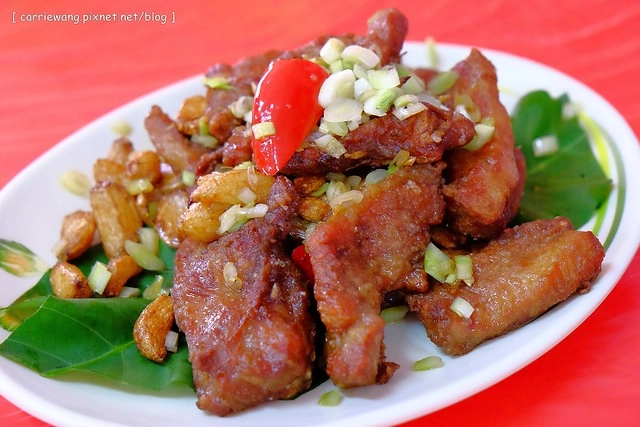 南投竹山|紫南宮陳記甕缸雞.紫南宮附近的推薦美食,甕缸雞皮薄酥脆肉多汁 @飛天璇的口袋