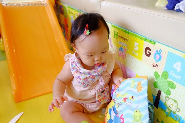 【台中親子餐廳】小布萊恩親子樂園餐廳.Little Brian。有遊戲區、兒童餐、尿布檯、哺乳室…適合0~4歲的小小孩,還會不定期舉辦寶寶爬行比賽和抓周活動 @飛天璇的口袋