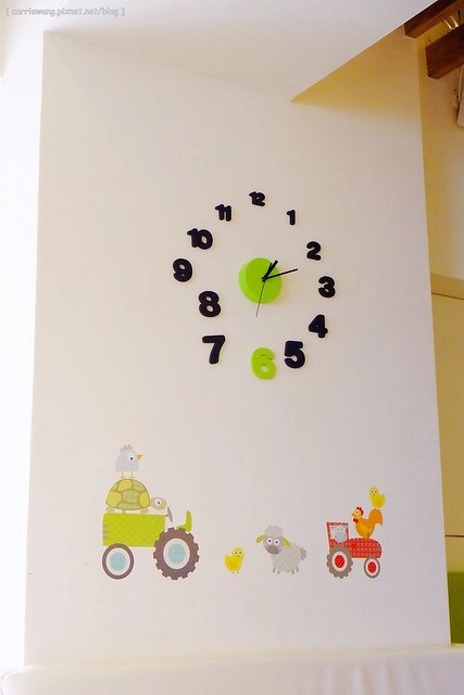 【台中親子餐廳】小布萊恩親子樂園餐廳.Little Brian。有遊戲區、兒童餐、尿布檯、哺乳室…適合0~4歲的小小孩,還會不定期舉辦寶寶爬行比賽和抓周活動 @飛天璇的口袋