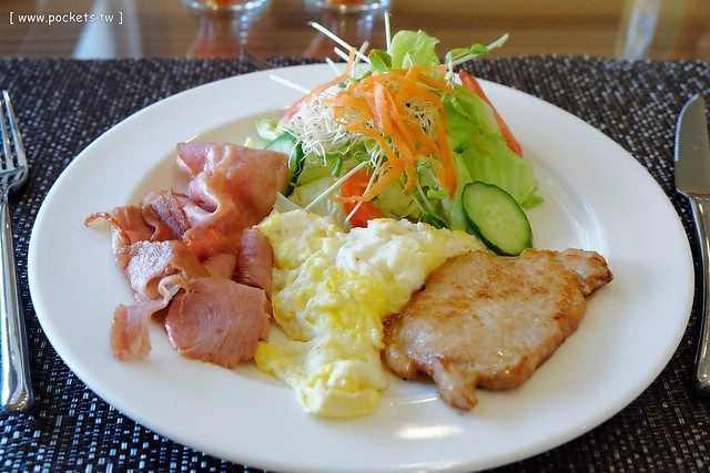 【宜蘭民宿推薦】冬山.金普敦鄉村悠活民宿。入住享有紅酒、飲料、泡麵、餅乾無限使用,黃色小鴨設計者霍夫曼來台休憩,鄉村風格悠閒民宿(文末送沐浴組) @飛天璇的口袋