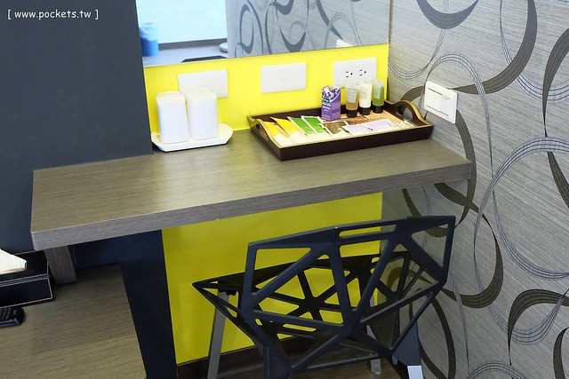 【宜蘭民宿推薦】冬山.金普敦鄉村悠活民宿。入住享有紅酒、飲料、泡麵、餅乾無限使用,黃色小鴨設計者霍夫曼來台休憩,鄉村風格悠閒民宿(文末送沐浴組) @飛天璇的口袋