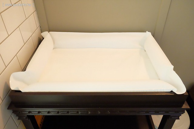 【台中義大利麵】薄多義義式手工披薩.Bite 2 eat@公益店。平價義式餐廳進駐台中,義大利麵和披薩都滿推薦的,裝潢帶有復古歐洲街道氛圍 @飛天璇的口袋