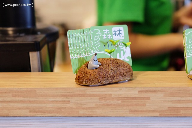 【台中親子餐廳】森林小徑。有賣排餐、漢堡、義大利麵和甜點,二樓有兒童遊戲區,不定期舉辦一系列的親子同樂活動,也是親子友善餐廳 @飛天璇的口袋