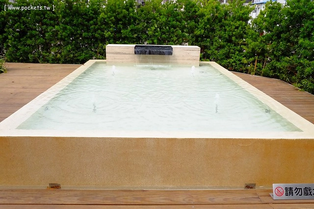 嘎嗶惦:空間寬敞舒適,親子廁所、哺乳室、尿布屋也有兒童遊戲沙坑 @飛天璇的口袋