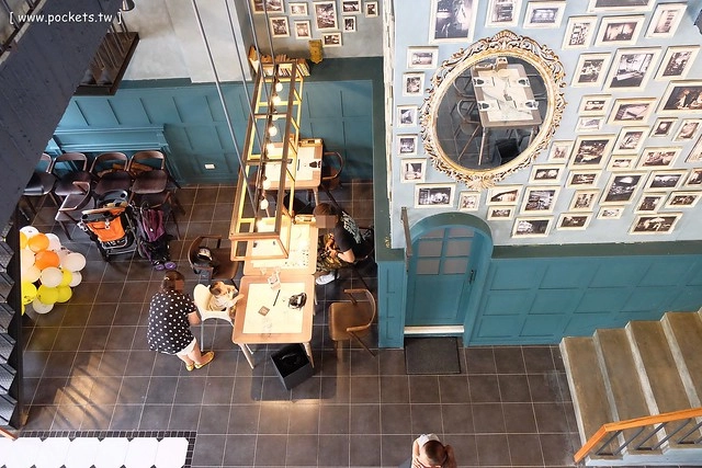 【台中義大利麵】薄多義義式手工披薩.Bite 2 eat@公益店。平價義式餐廳進駐台中,義大利麵和披薩都滿推薦的,裝潢帶有復古歐洲街道氛圍 @飛天璇的口袋