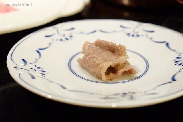 【台中火鍋推薦】潮鍋本家。海鮮新鮮又肥美,牛肉鮮甜又多汁,吃完火鍋之後還有雜炊,搭配Haagen-Dazs冰淇淋 @飛天璇的口袋