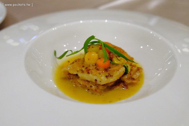 純料理.Pure Cuisine歐法料理@北投老爺酒店|廚師每兩週到陽明山上探訪食材產地,使用安全的食材與蔬果,餐點精緻而且美的像幅畫 @飛天璇的口袋