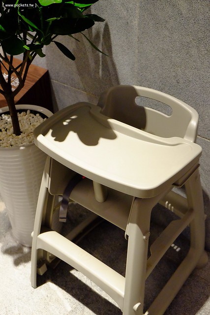 純料理.Pure Cuisine歐法料理@北投老爺酒店|廚師每兩週到陽明山上探訪食材產地,使用安全的食材與蔬果,餐點精緻而且美的像幅畫 @飛天璇的口袋