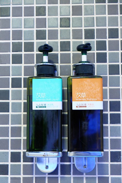 【宜蘭民宿推薦】五結.宜蘭F1特色民宿。假日提供包棟,可以BBQ和開趴,傑克書房天花板是一本大書(贈送一張住宿券抽獎,詳情辦法請看文末) @飛天璇的口袋