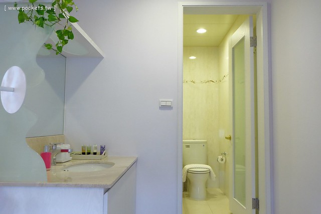 【宜蘭民宿推薦】冬山.金普敦鄉村悠活民宿。入住享有紅酒、飲料、泡麵、餅乾無限使用,黃色小鴨設計者霍夫曼來台休憩,鄉村風格悠閒民宿(文末送沐浴組) @飛天璇的口袋