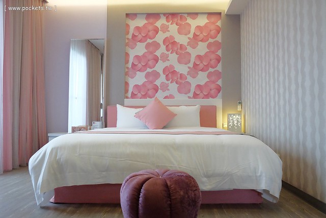 【宜蘭民宿推薦】冬山.金普敦鄉村悠活民宿。入住享有紅酒、飲料、泡麵、餅乾無限使用,黃色小鴨設計者霍夫曼來台休憩,鄉村風格悠閒民宿(文末送沐浴組) @飛天璇的口袋