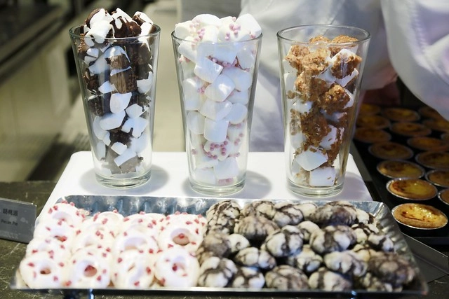 台北漢來海港百匯餐廳@台北SOGO敦化店|20餘種蟹蟳類、7大特色座位區、Prime級美國牛肉、珠寶櫃般的甜點 @飛天璇的口袋