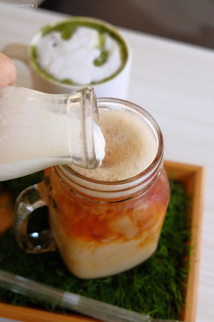 【台中親子餐廳】小樂圓.Oden Good日式親子餐廳。有二樓高的旋轉溜滑梯、室外沙坑、童書繪本、親子廁所,沒有哺乳室也沒有尿布檯 @飛天璇的口袋