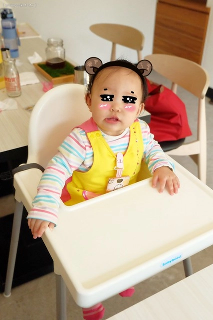 【台中親子餐廳】小樂圓.Oden Good日式親子餐廳。有二樓高的旋轉溜滑梯、室外沙坑、童書繪本、親子廁所,沒有哺乳室也沒有尿布檯 @飛天璇的口袋