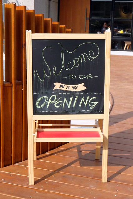 【台中親子餐廳】小樂圓.Oden Good日式親子餐廳。有二樓高的旋轉溜滑梯、室外沙坑、童書繪本、親子廁所,沒有哺乳室也沒有尿布檯 @飛天璇的口袋