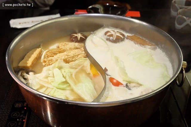 【台中火鍋推薦】潮鍋本家。海鮮新鮮又肥美,牛肉鮮甜又多汁,吃完火鍋之後還有雜炊,搭配Haagen-Dazs冰淇淋 @飛天璇的口袋