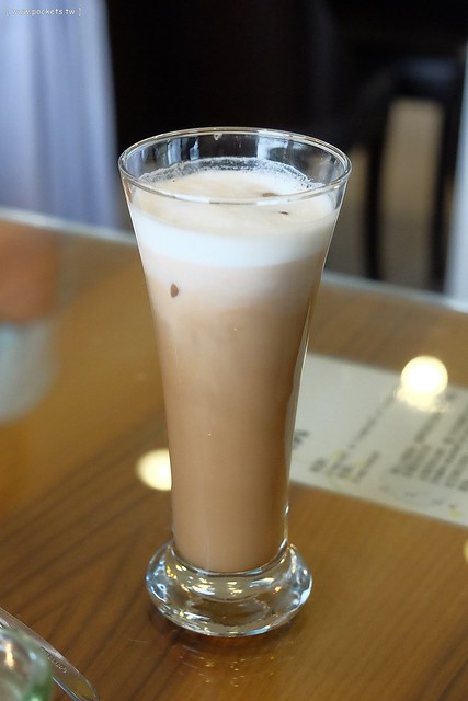 【宜蘭民宿推薦】冬山.金普敦鄉村悠活民宿。入住享有紅酒、飲料、泡麵、餅乾無限使用,黃色小鴨設計者霍夫曼來台休憩,鄉村風格悠閒民宿(文末送沐浴組) @飛天璇的口袋