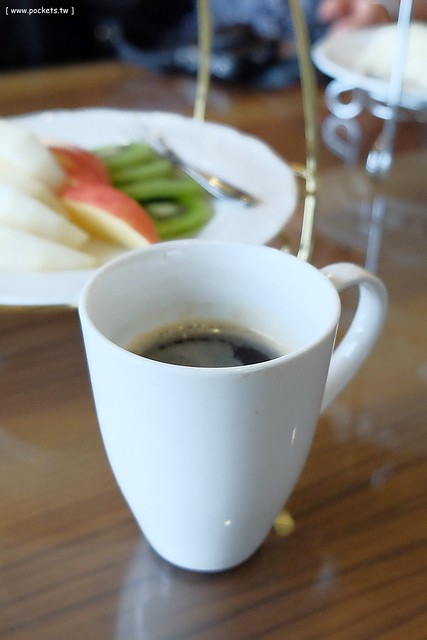 【宜蘭民宿推薦】冬山.金普敦鄉村悠活民宿。入住享有紅酒、飲料、泡麵、餅乾無限使用,黃色小鴨設計者霍夫曼來台休憩,鄉村風格悠閒民宿(文末送沐浴組) @飛天璇的口袋