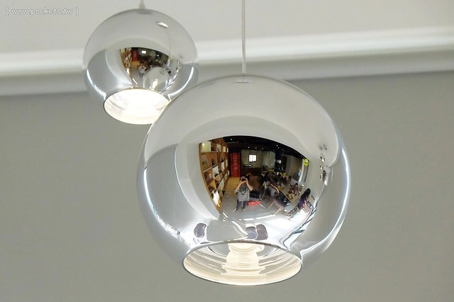 【台中親子餐廳】小樂圓.Oden Good日式親子餐廳。有二樓高的旋轉溜滑梯、室外沙坑、童書繪本、親子廁所,沒有哺乳室也沒有尿布檯 @飛天璇的口袋