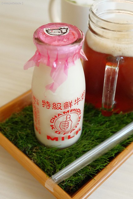 【台中親子餐廳】小樂圓.Oden Good日式親子餐廳。有二樓高的旋轉溜滑梯、室外沙坑、童書繪本、親子廁所,沒有哺乳室也沒有尿布檯 @飛天璇的口袋