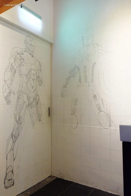 【台中美食推薦】薩克森比利時小酒館.Sachsen Beer Bar。走進滿滿公仔的動漫世界,120吋的電視牆可以觀看球賽,義大利麵和燉飯都是正統義式作法,三五好友下班後相揪放鬆一下 @飛天璇的口袋