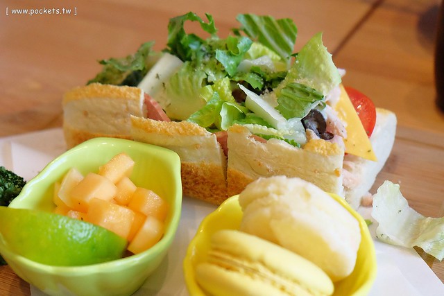 【台中親子餐廳】大樹先生的家親子餐廳@台中崇德店。學齡前兒童的夢幻天堂:極光馬戲球池、小木馬、小廚房、樹屋、沙坑、泡泡棚、哺乳室、尿布檯,票選全台十大必訪的親子餐廳第一名 @飛天璇的口袋