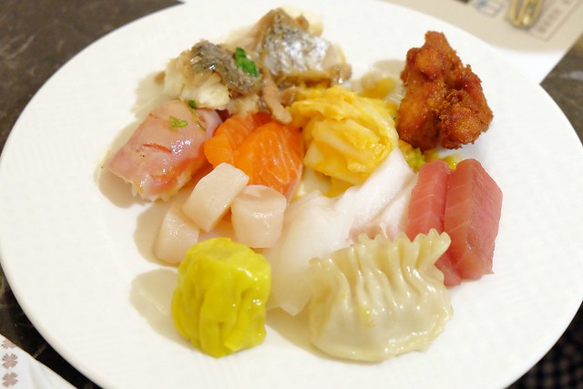 台北漢來海港百匯餐廳@台北SOGO敦化店|20餘種蟹蟳類、7大特色座位區、Prime級美國牛肉、珠寶櫃般的甜點 @飛天璇的口袋